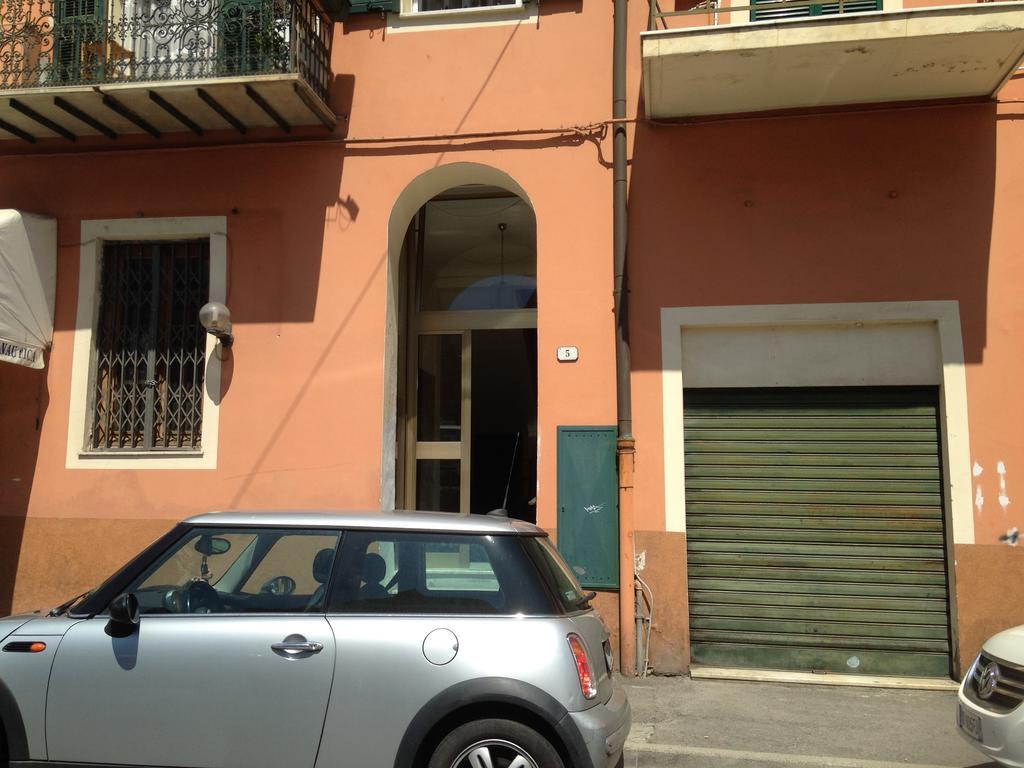Casa Vacanza Marina San Giuseppe Apartamento Ventimiglia Exterior foto