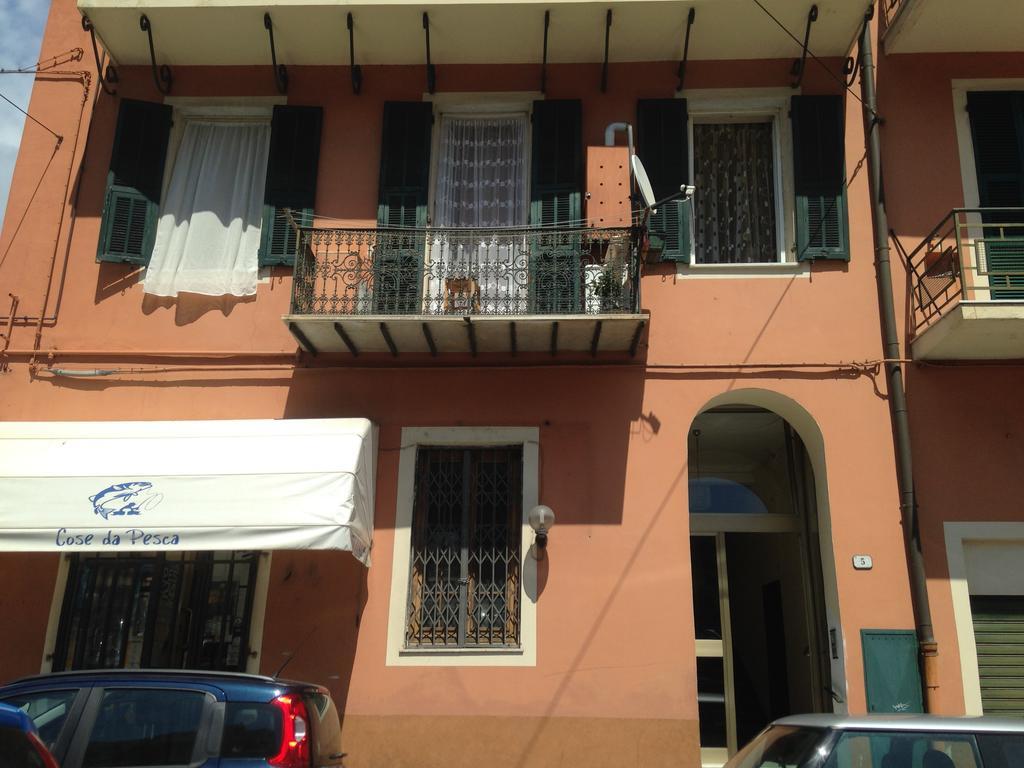 Casa Vacanza Marina San Giuseppe Apartamento Ventimiglia Exterior foto